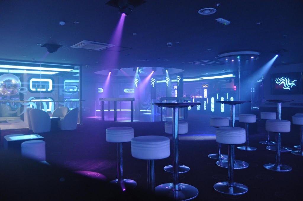 Rockafellas Corby · Corby Licklist