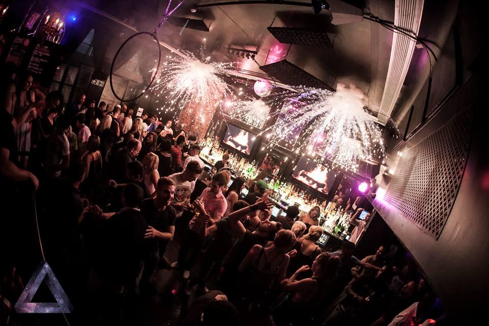 cafe-parfait-southampton-booked-it