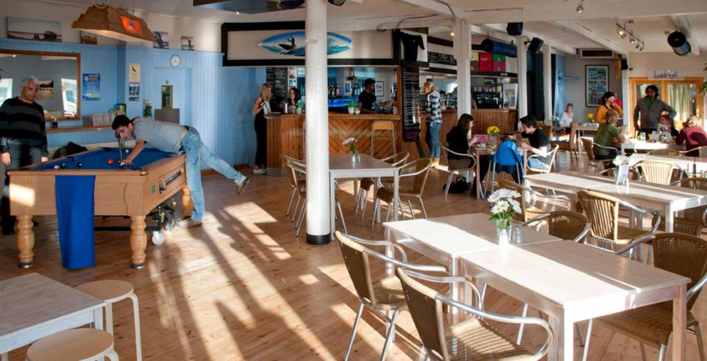 Blue Bar · Truro Licklist