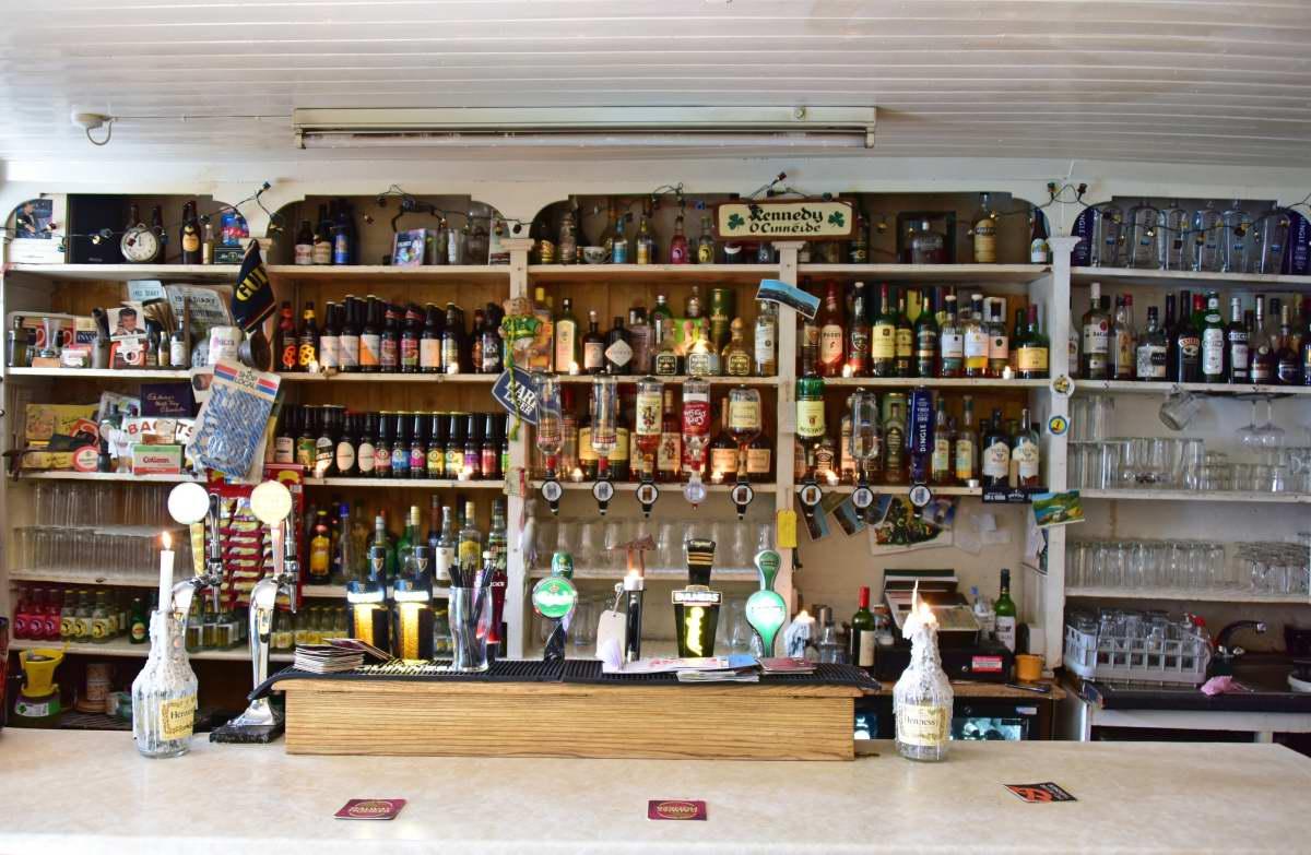 Kennedys Bar · Dingle Licklist