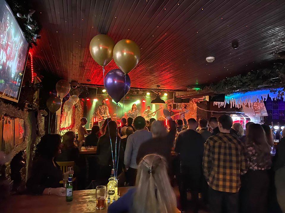 Bootleggers Bar · Kendal Licklist