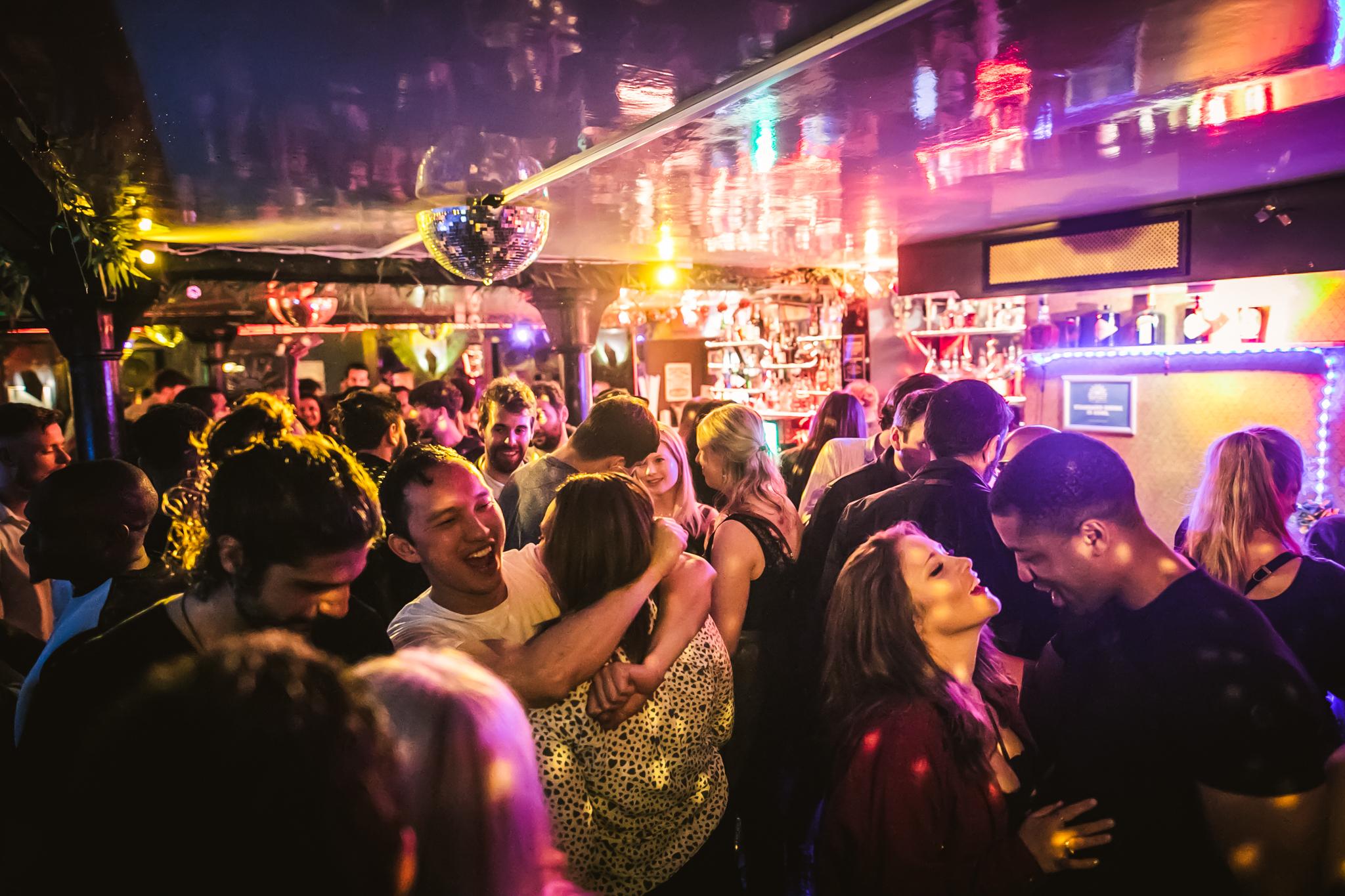 Sunset Bar · Shoreditch Licklist