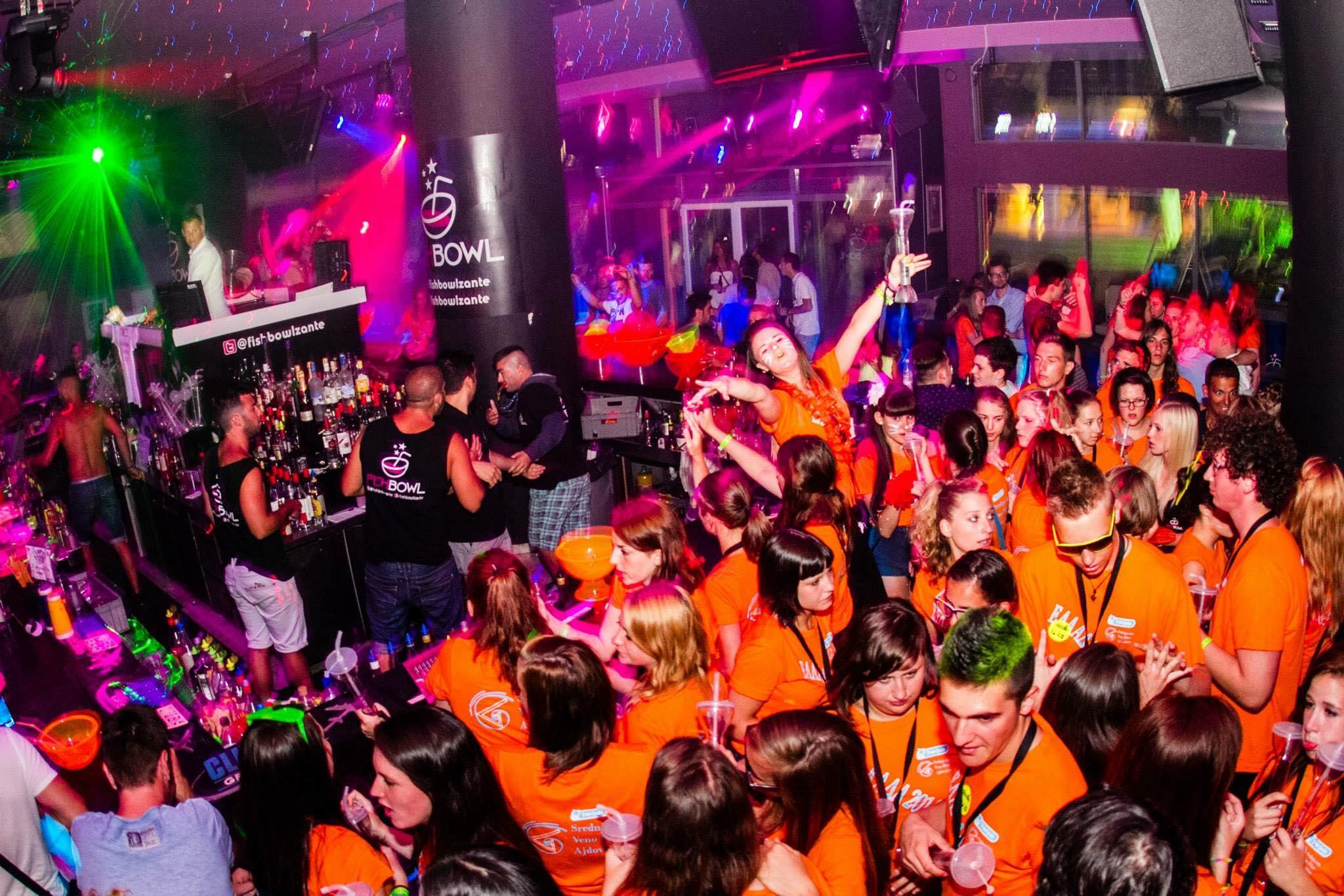 Fishbowl Bar · Zante Licklist