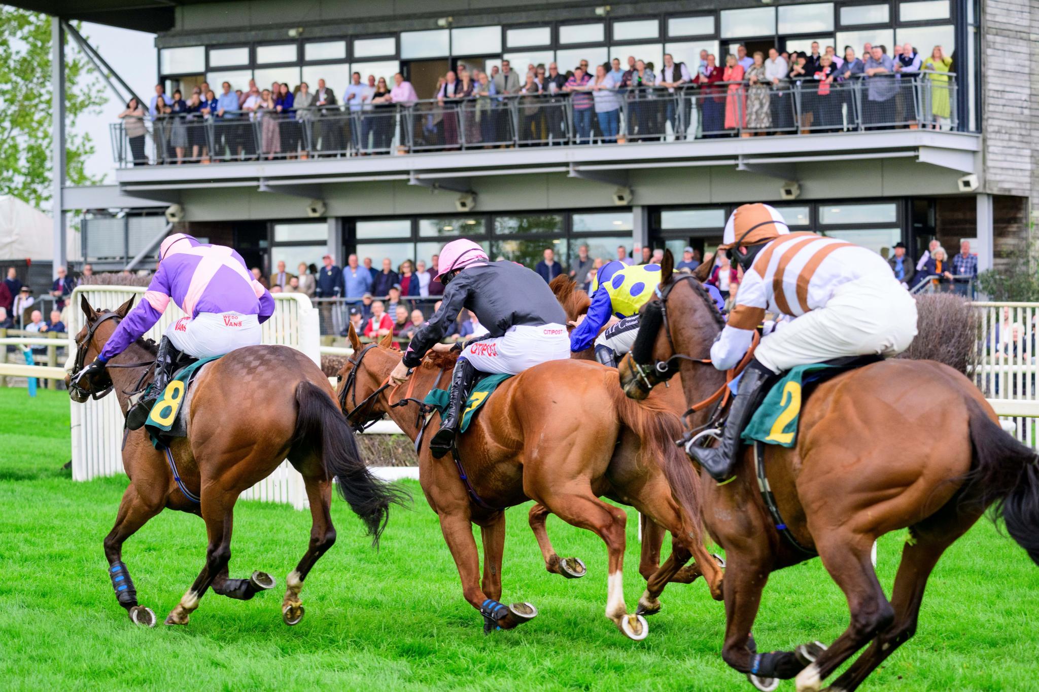 Faulkingham Races Book Tickets | Fakenham Racecourse